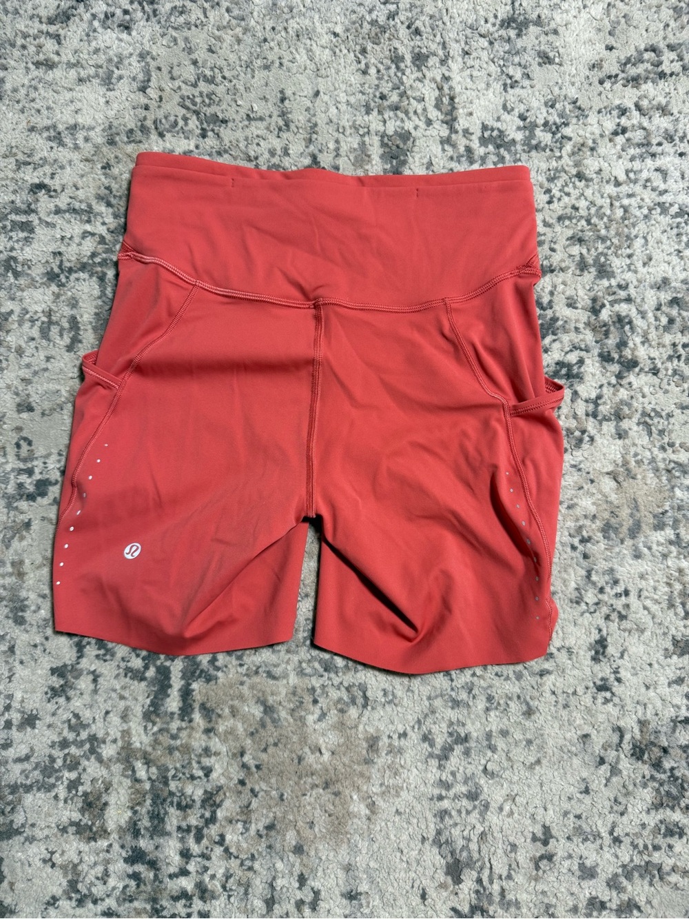 lululemon athletica Coral Athletic Shorts - Picture 2 of 3